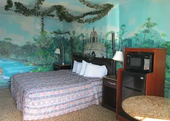 Delux Inn & Suites hotel thumbnail 7