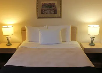 Coronet Hotel Prince Albert hotel thumbnail 7
