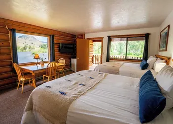 River's Fork Lodge hotel thumbnail 4