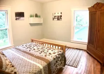 Laurel River Club Bed & Breakfast hotel thumbnail 8