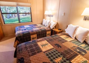 Castle Mountain Lodge hotel thumbnail 5