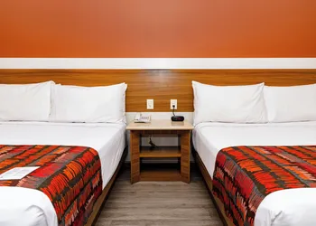 JF Grand Puebla hotel thumbnail 5