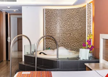 JF Grand Puebla hotel thumbnail 8