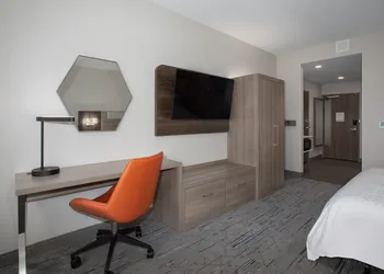 Holiday Inn Express and Suites Burley by IHG hotel thumbnail 3