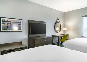 Comfort Inn & Suites Adrian hotel thumbnail 6