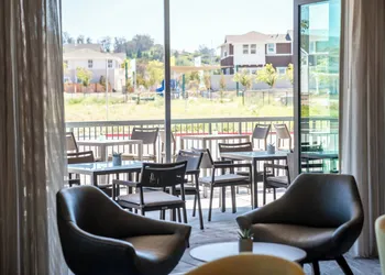 Courtyard by Marriott Petaluma Sonoma County hotel thumbnail 4
