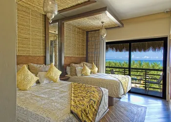 La Divina by Aldea Thai hotel thumbnail 3