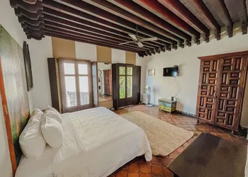 Casa Liza hotel thumbnail 2