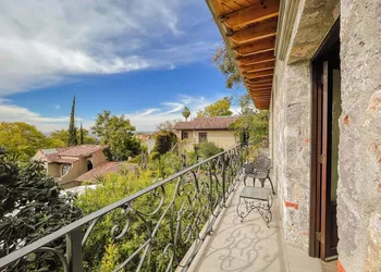 Casa Liza hotel thumbnail 5