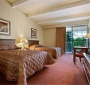 HomeSpring Inn & Studios hotel detail image 4