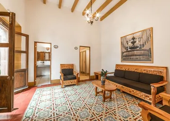 Hotel Meson de Isabel hotel thumbnail 3