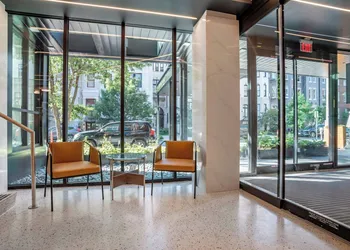 Courtyard by Marriott Washington, DC Dupont Circle hotel thumbnail 7