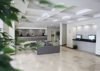Everest Hotel hotel thumbnail 5