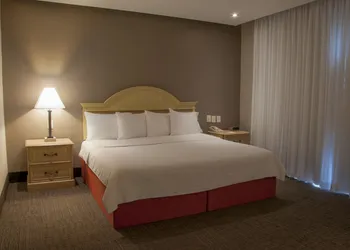Everest Hotel hotel thumbnail 8
