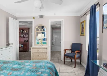 Ocean House Unit 2601 hotel thumbnail 2