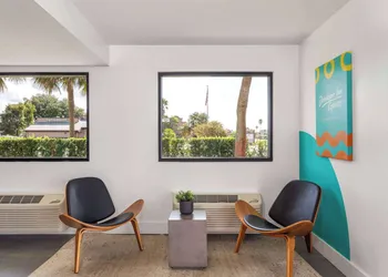 Travelodge by Wyndham Orlando Lake Buena Vista South hotel thumbnail 4
