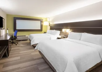 Holiday Inn Express and Suites Ukiah by IHG hotel thumbnail 3