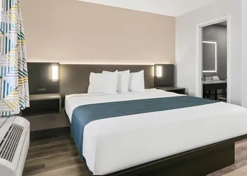 Motel 6 Tempe, AZ – Elliot Road hotel thumbnail 5