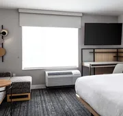 TownePlace Suites by Marriott Milwaukee West Bend hotel detail image 5