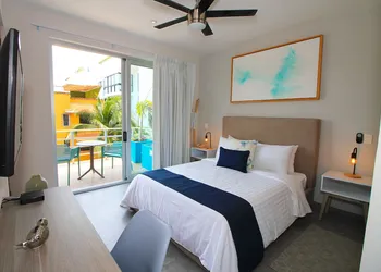 The Gallery Apartments hotel thumbnail 4