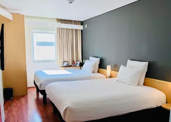 ibis Monterrey Valle hotel thumbnail 5