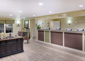 Club Wyndham Ocean Ridge hotel thumbnail 2