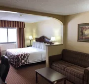 Red Roof Inn & Suites Chestertown hotel detail image 4
