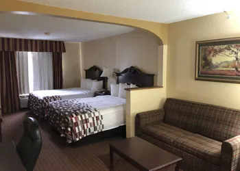 Red Roof Inn & Suites Chestertown hotel thumbnail 6