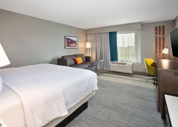 Hampton Inn Union City hotel thumbnail 8