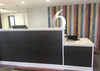 Motel 6 Burnsville, MN hotel thumbnail 6