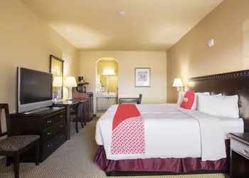 OYO Hotel Valley View TX, I-35 hotel thumbnail 6