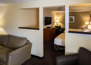 Wyndham Garden Medicine Hat Conference Center hotel thumbnail 5