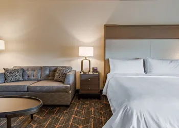 Holiday Inn Clarksville Northeast by IHG hotel thumbnail 5