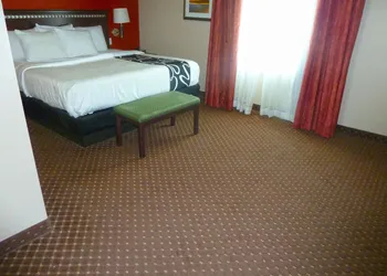 Americas Best Value Inn & Suites Gun Barrel City hotel thumbnail 8