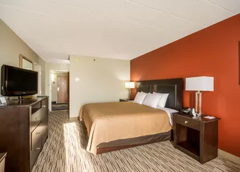 Exton Hotel & Conference Center hotel thumbnail 4