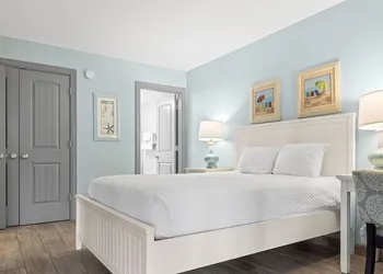 Gulf Tower 8b 2 Bedroom Condo by RedAwning hotel thumbnail 2