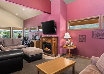 WorldMark Lake Chelan Shores hotel thumbnail 2