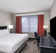 Garner Hotel Decatur - Forsyth by IHG hotel detail image 5