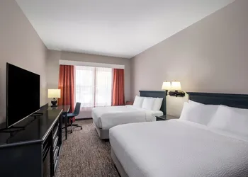 Garner Hotel Decatur - Forsyth by IHG hotel thumbnail 7