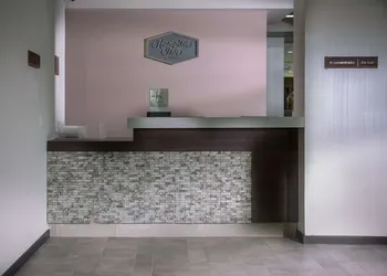 Hampton Inn by Hilton Zacatecas hotel thumbnail 2