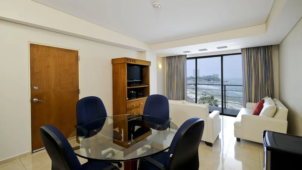 Holiday Inn Boca Del Rio by IHG hotel detail image 2