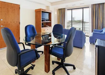 Holiday Inn Boca Del Rio by IHG hotel thumbnail 5