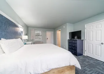 The Hamilton - Lakefront & Studio Suites, Hot Springs hotel thumbnail 7