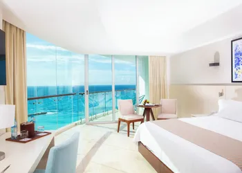 Altitude at Krystal Grand Cancun - All inclusive hotel thumbnail 6