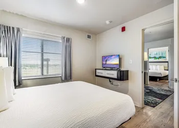 Parks Residential Denver hotel thumbnail 7