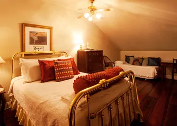 Degas House hotel thumbnail 3