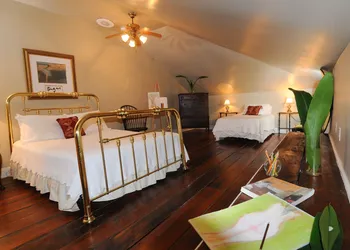 Degas House hotel thumbnail 7