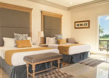Azul Talavera Country Club hotel thumbnail 3