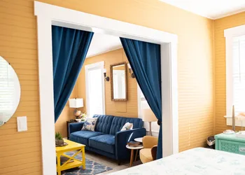 Meranova Guest Inn hotel thumbnail 7