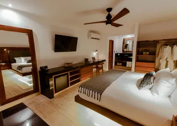 Casa del Jaguar Beach Hotel hotel thumbnail 6